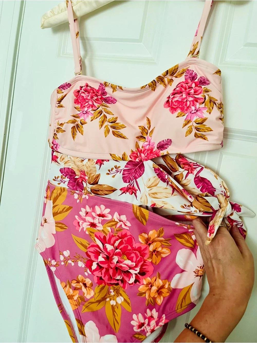 NWT Kona Sol Floral Pink Cut Out One-Piece Swimsuit Size Medium